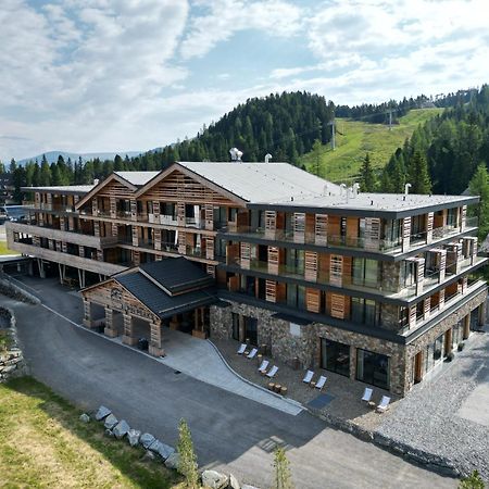 Alpin Peaks Hotel Turracher Hoehe Bagian luar foto