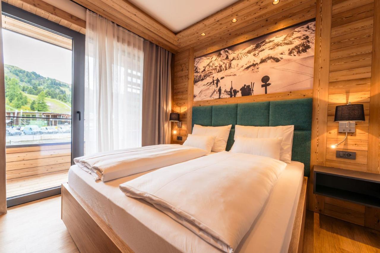 Alpin Peaks Hotel Turracher Hoehe Bagian luar foto