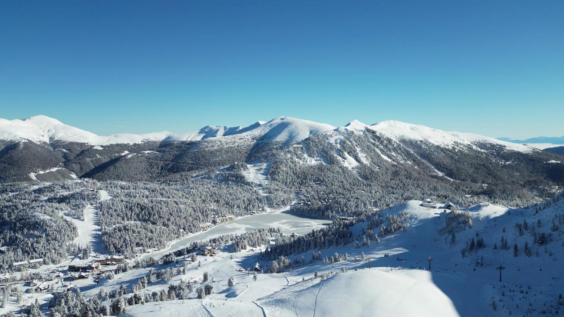 Alpin Peaks Hotel Turracher Hoehe Bagian luar foto